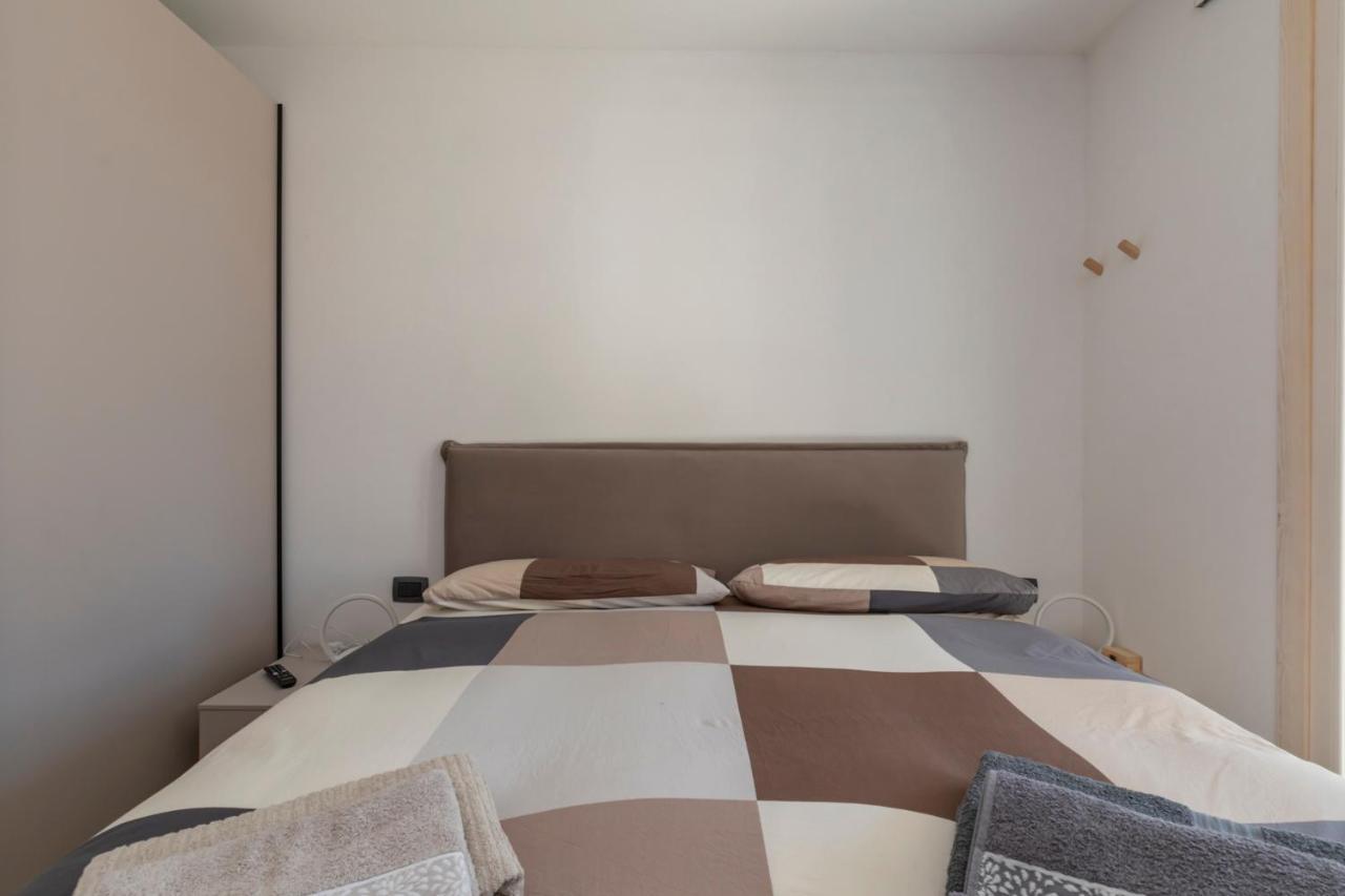 Cristallo Apartment - Ristrutturato Nuovo Centro Aprica Ngoại thất bức ảnh